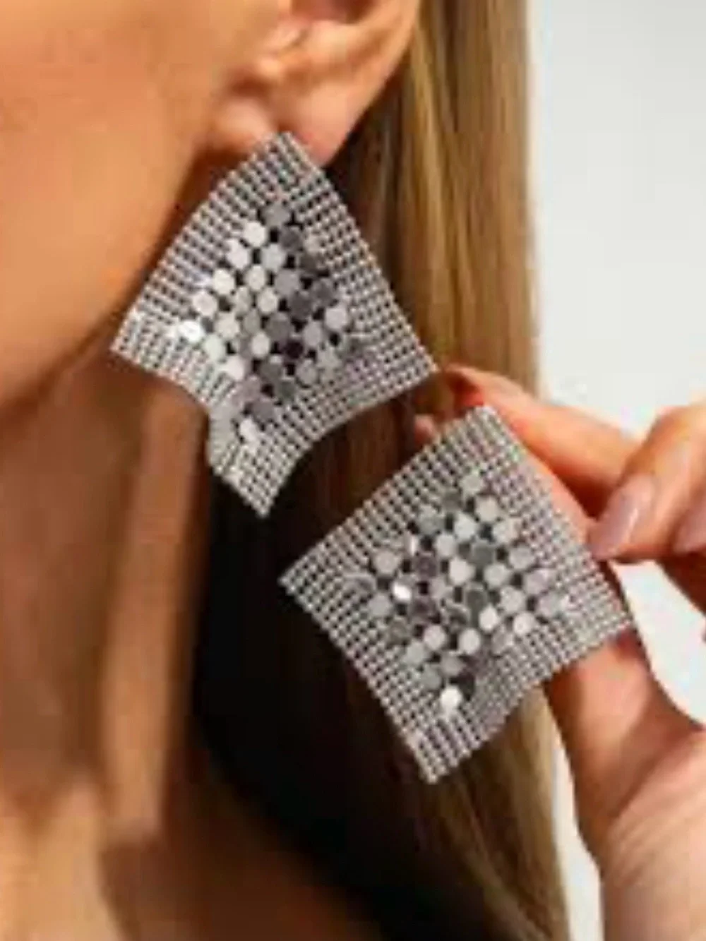 2/$30🌵 Silver Chainmail Mesh Drop Earrings Statement Sequin Party Glam Square